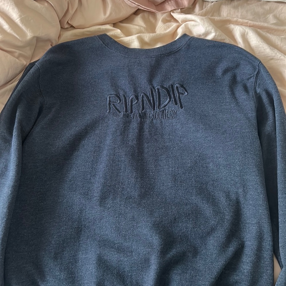 RipNDip crewneck